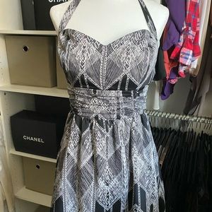 GUESS Black & White A line dress